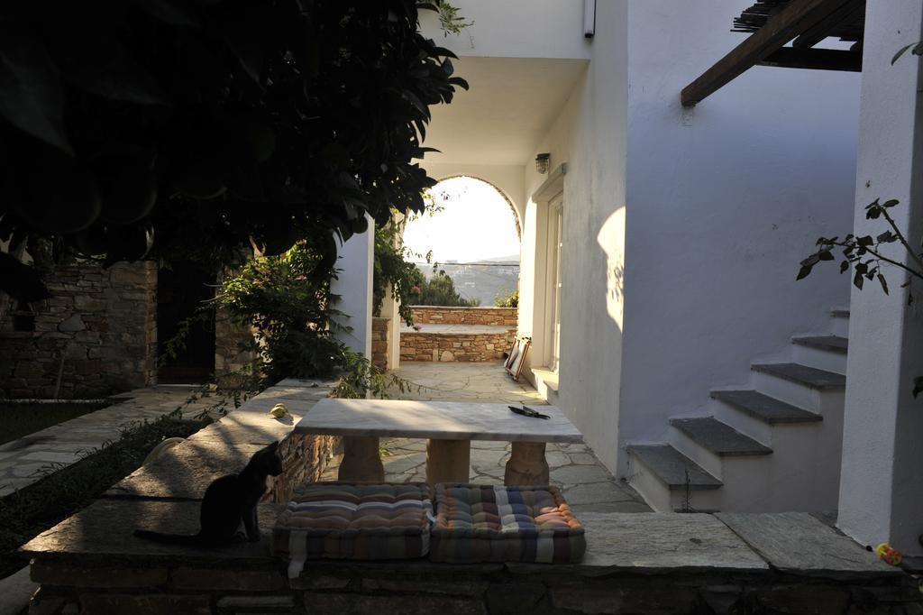 Romano garden house Agios Romanos Kamer foto