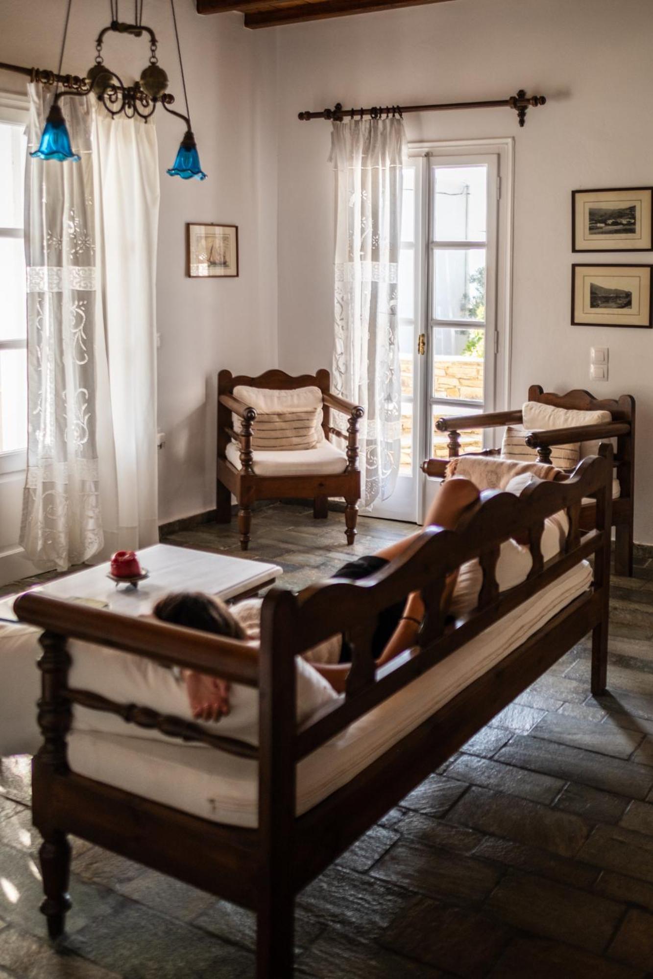 Romano garden house Agios Romanos Buitenkant foto