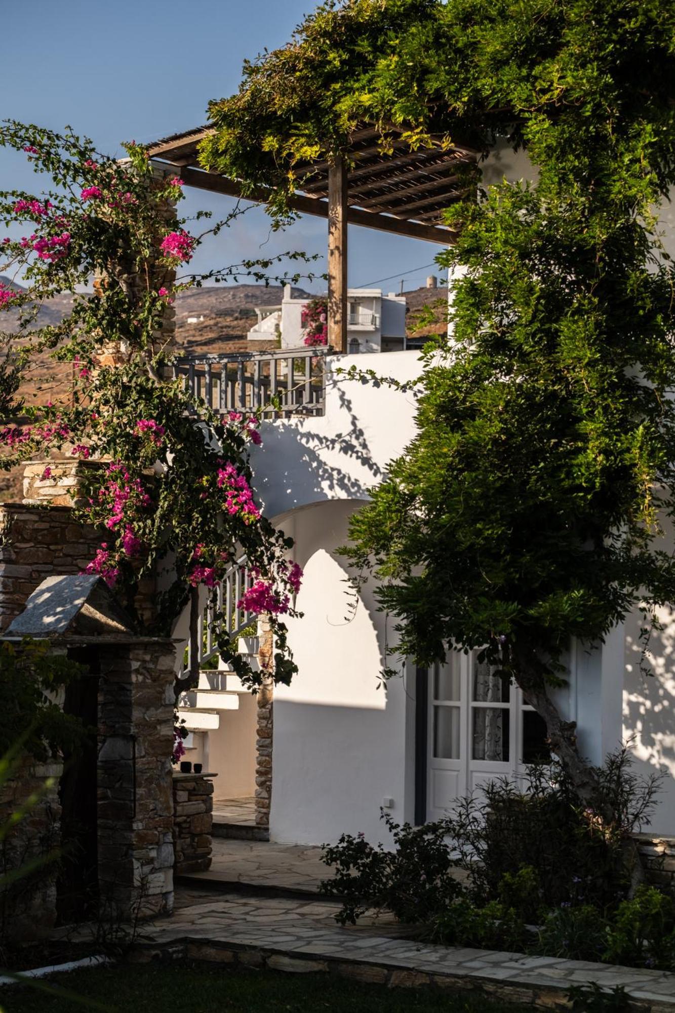 Romano garden house Agios Romanos Buitenkant foto