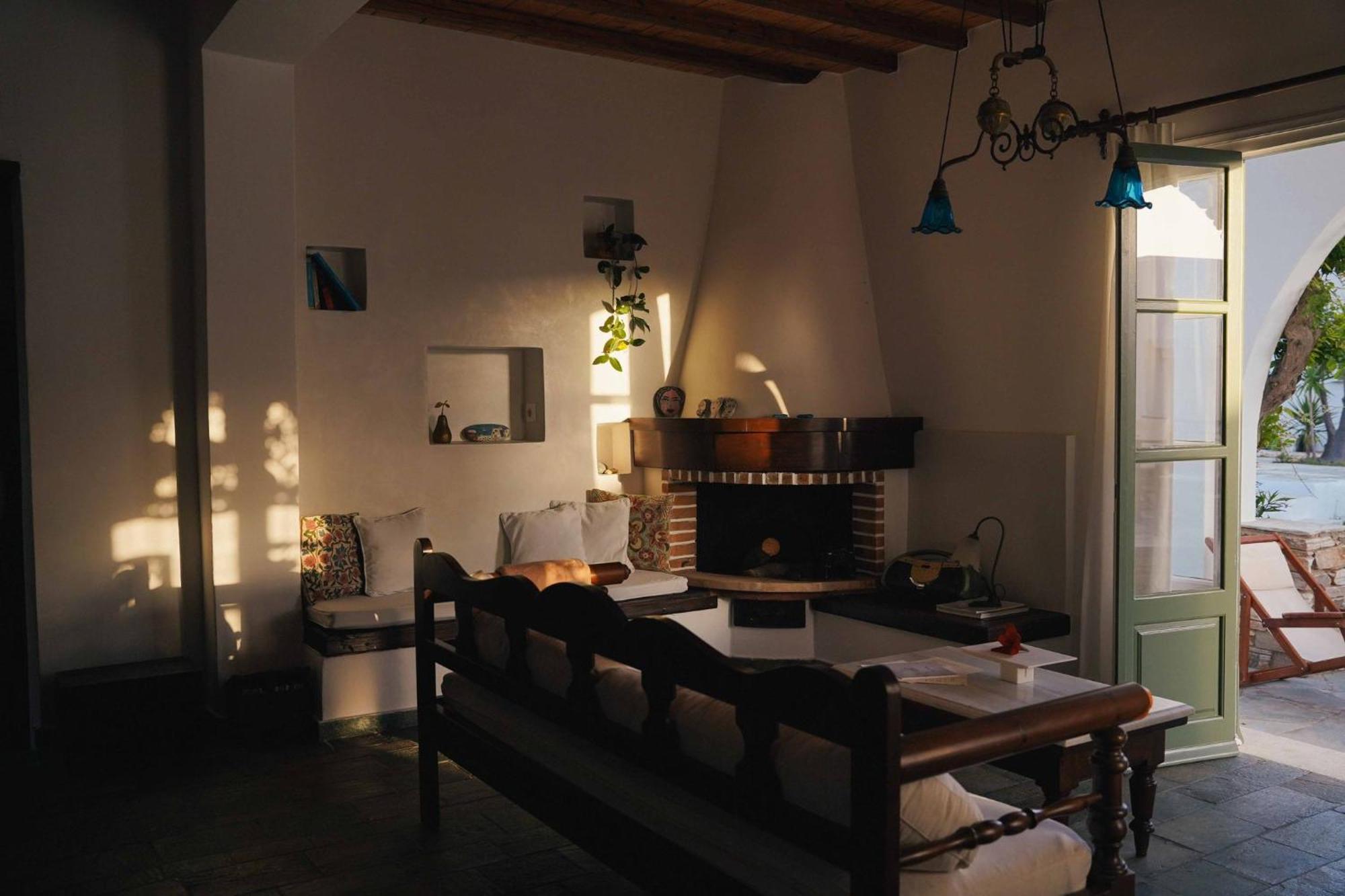 Romano garden house Agios Romanos Buitenkant foto
